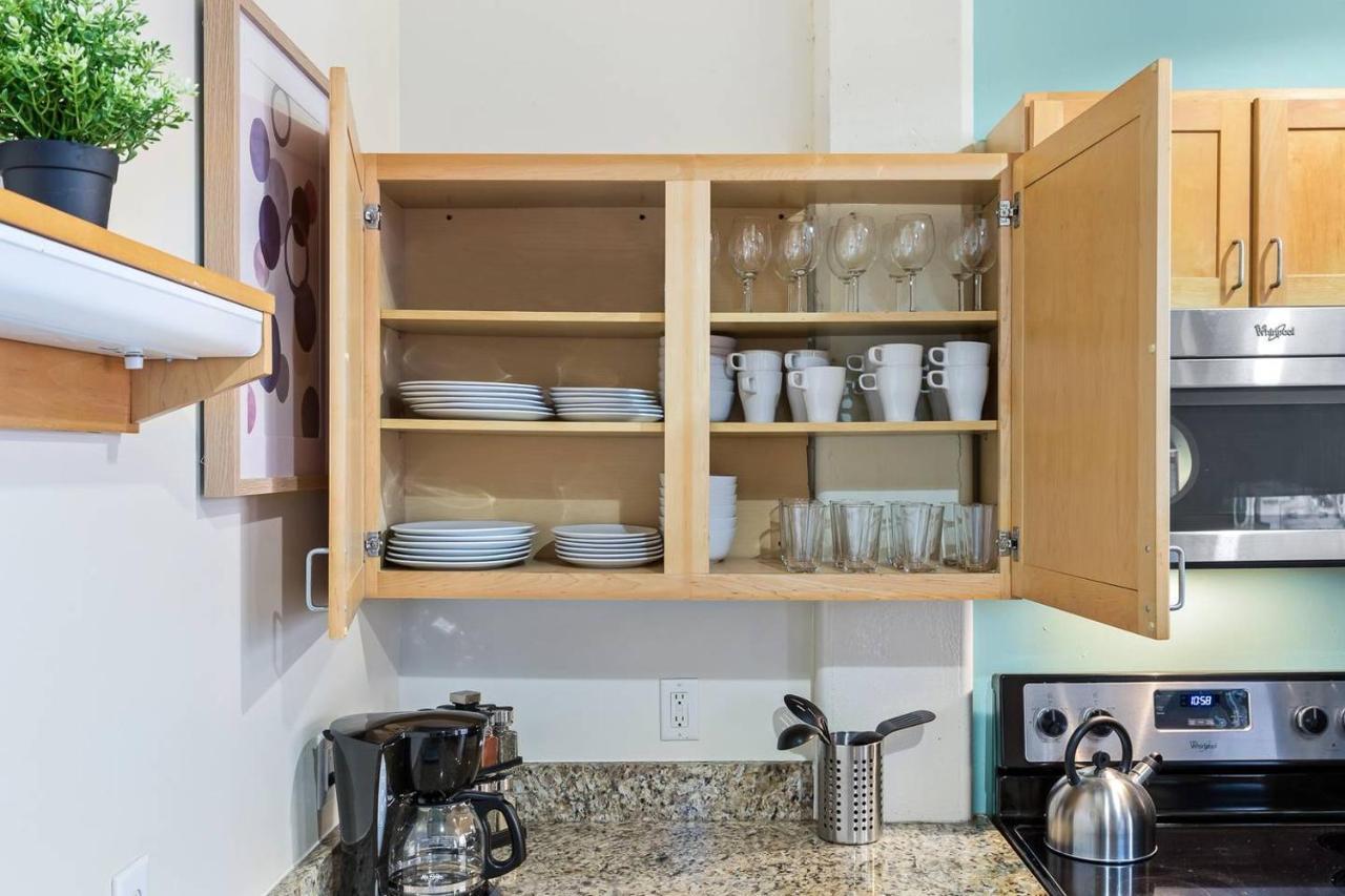 Ferienwohnung Trifecta 2BR Free Parking Modern Superhost Durham Exterior foto