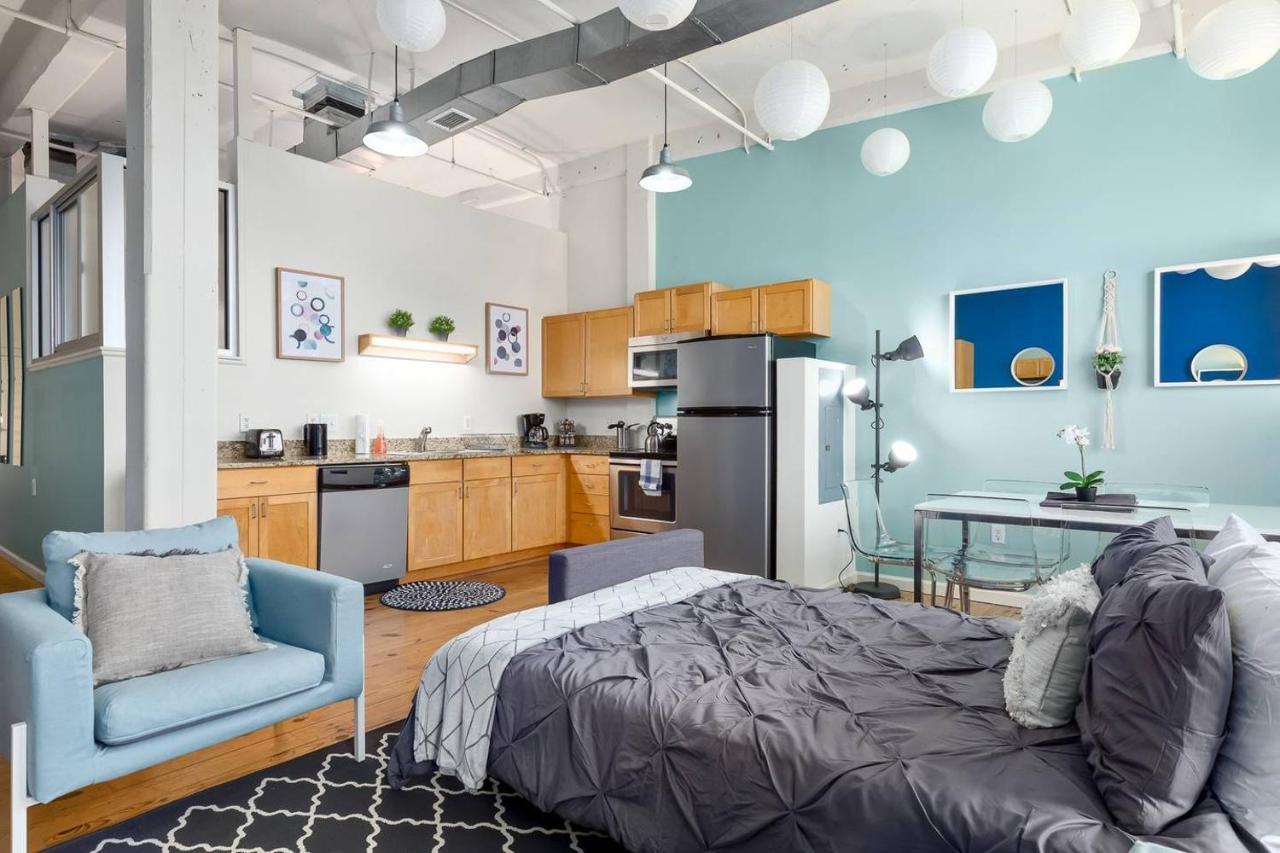 Ferienwohnung Trifecta 2BR Free Parking Modern Superhost Durham Exterior foto